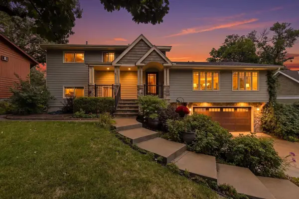 4011 Grimes Avenue S, Edina, MN 55416