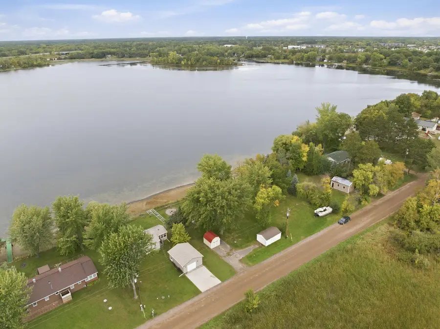 31468 London Drive Ne, Cambridge, MN 55008 - #3