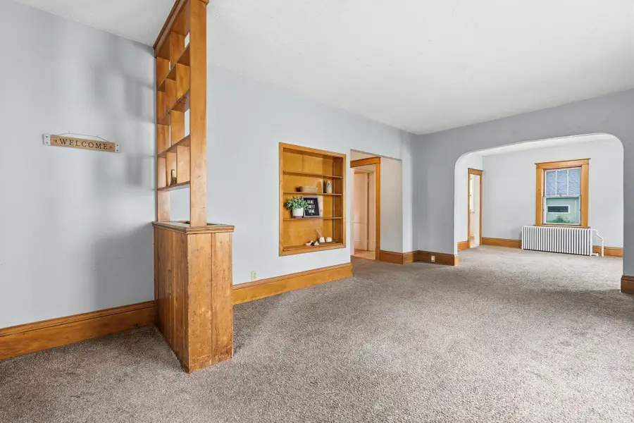 1877 Orange Avenue E, Saint Paul, MN 55119 - #2