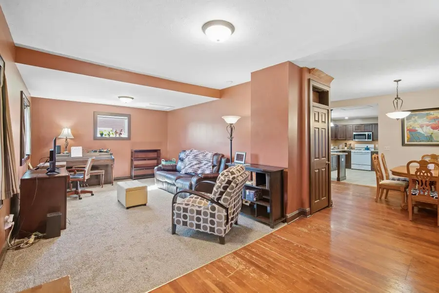 221 S Lincoln Street, Lake Crystal, MN 56055 - #2