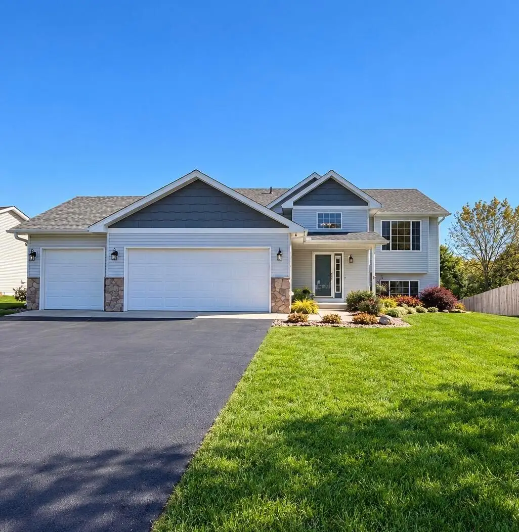 911 Morrison Avenue S, Annandale, MN 55302 - #1