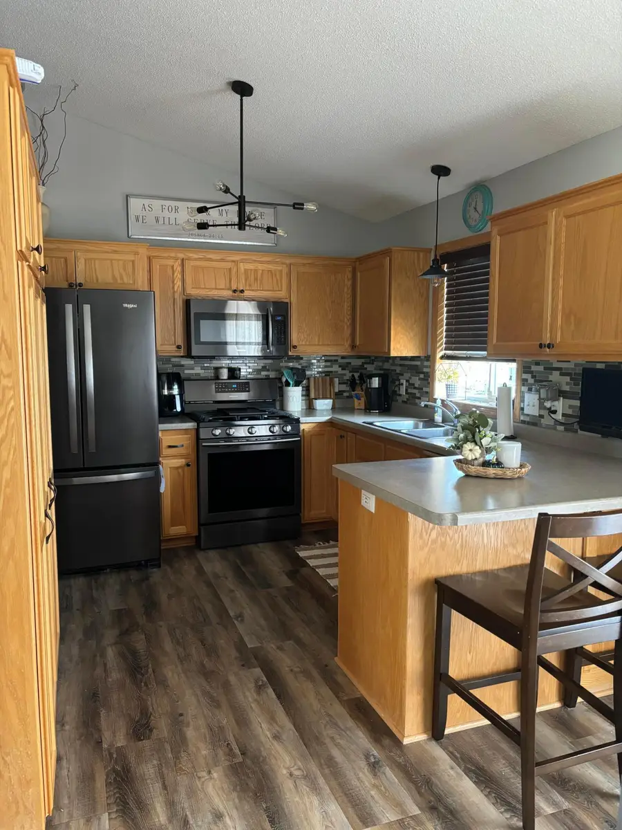 911 Morrison Avenue S, Annandale, MN 55302 - #3