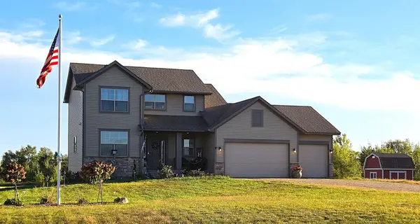 1525 78th Avenue, Roberts, WI 54023
