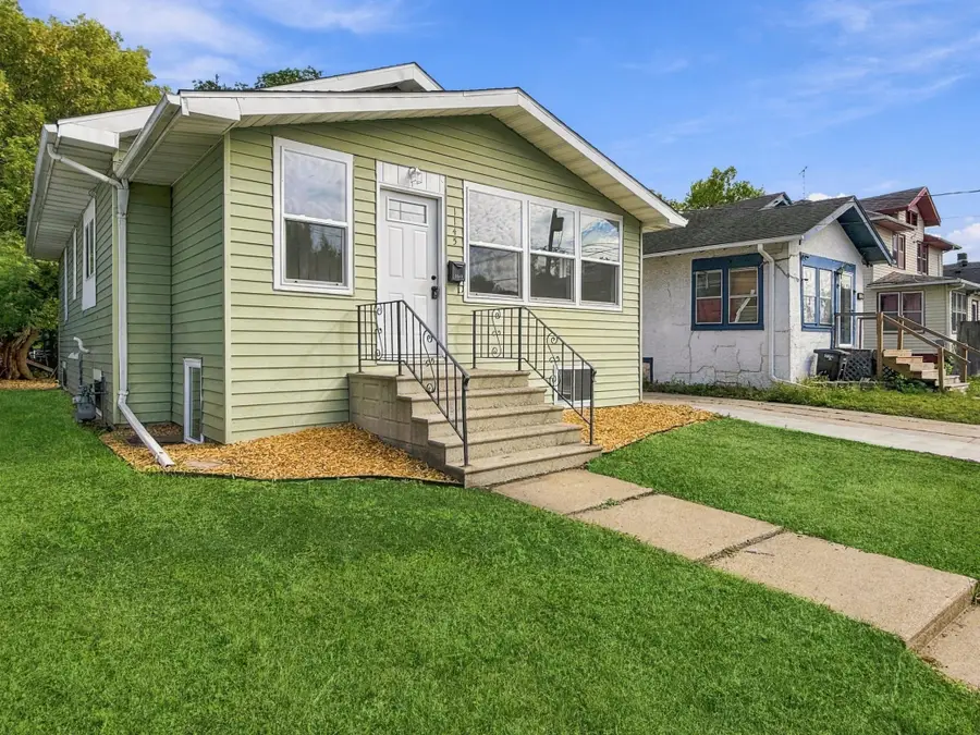 1145 9th Street N, Fargo, ND 58102 - #3