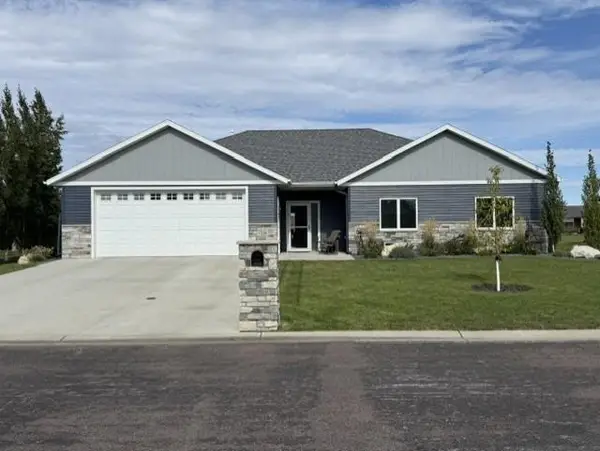 1294 Linden Court, Wahpeton, ND 58075