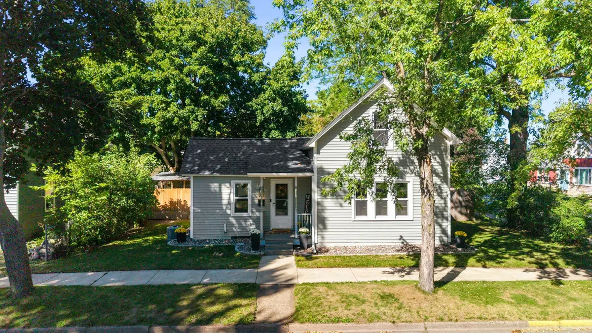 205 N 2nd Street, New Richmond, WI 54017 - #1