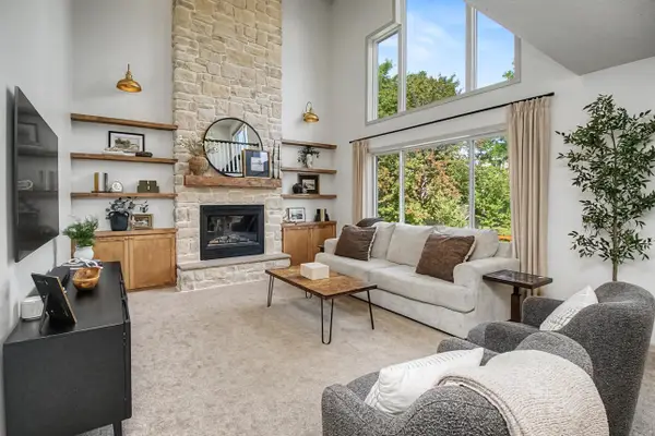 16808 Interlachen Boulevard, Lakeville, MN 55044