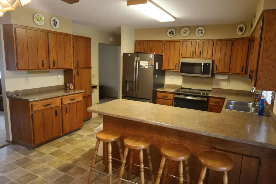 1611 6th Street N, Wahpeton, ND 58075 - #2