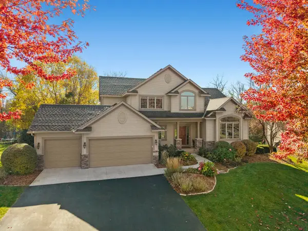 780 Applewood Circle, Victoria, MN 55386