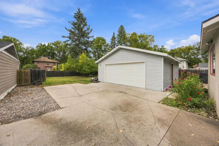 1415 8th Avenue S, Fargo, ND 58103 - #3