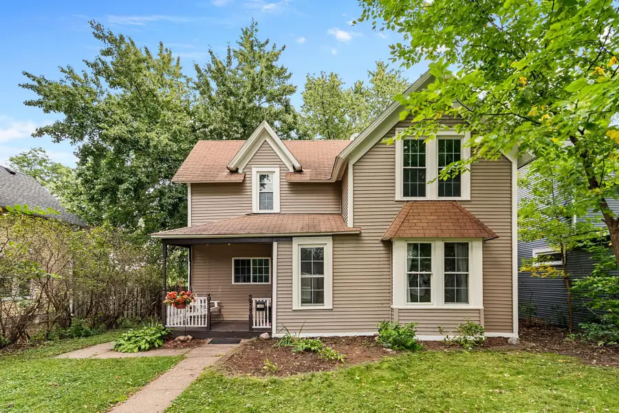 2697 8th Avenue E, North Saint Paul, MN 55109 - #2