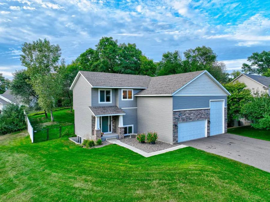 556 Pleasant Drive, Prescott, WI 54021 - #3