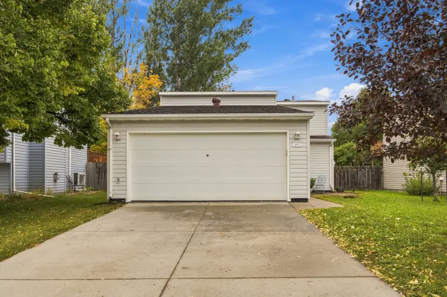 2637 29th Avenue S, Moorhead, MN 56560 - #2