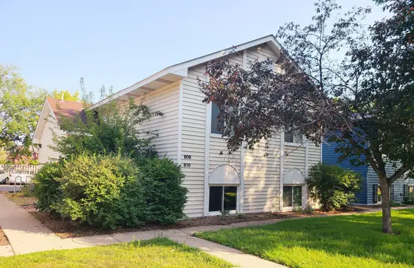 808 9th Avenue Se, Minneapolis, MN 55414