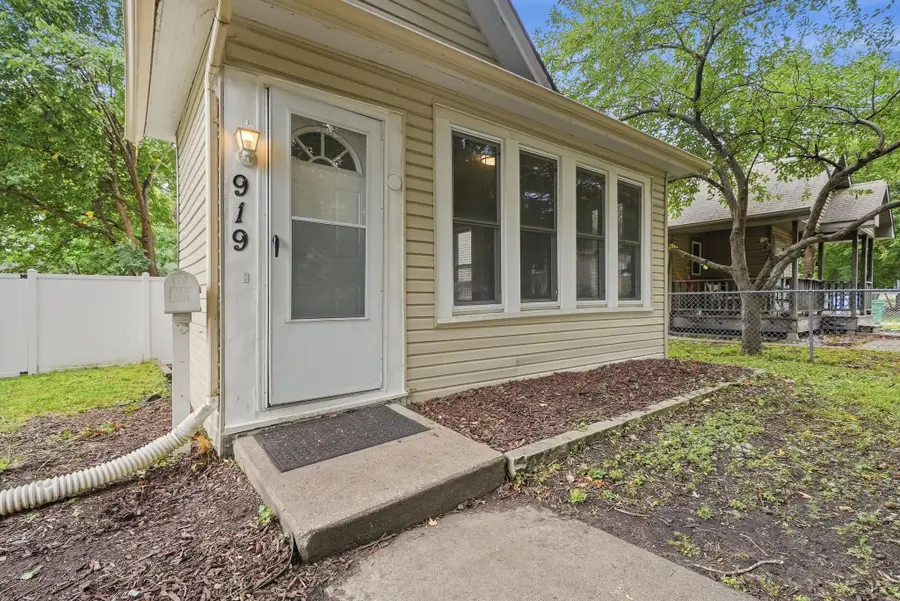 919 26th Avenue Se, Minneapolis, MN 55414 - #2