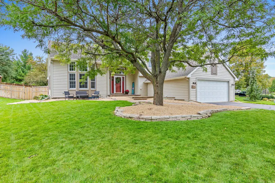 726 Camberwell Drive, Eagan, MN 55123 - #3