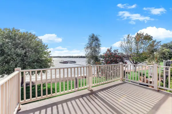 59 1st Street Se, Forest Lake, MN 55025