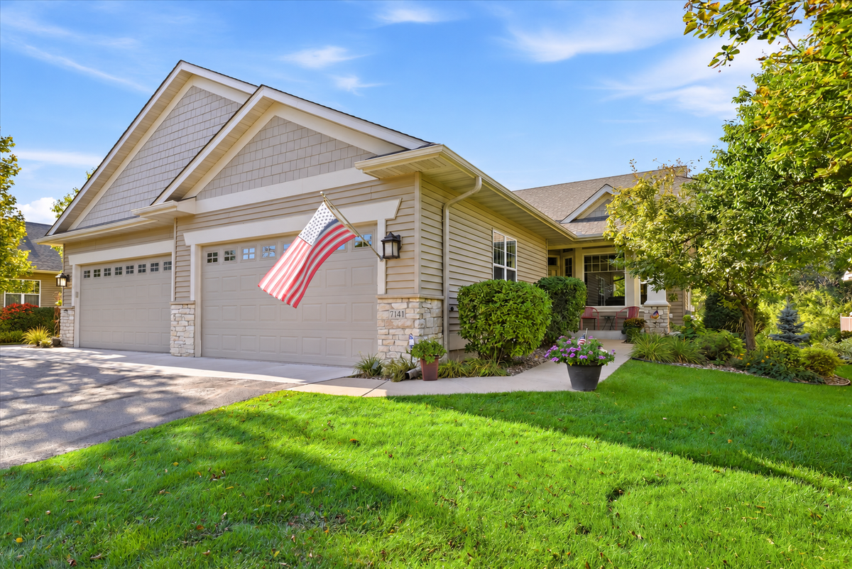 7141 Ballard Trail, Inver Grove Heights, MN 55077 - #1