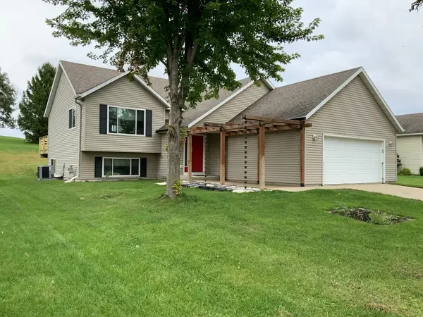 5261 51st Street Nw, Rochester, MN 55901