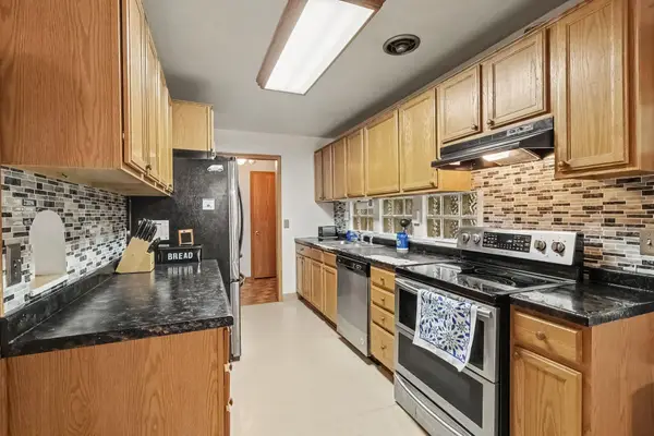 849 8th Avenue Sw, Faribault, MN 55021