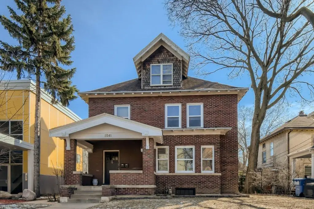 2541 3rd Avenue S, Minneapolis, MN 55404 - #1