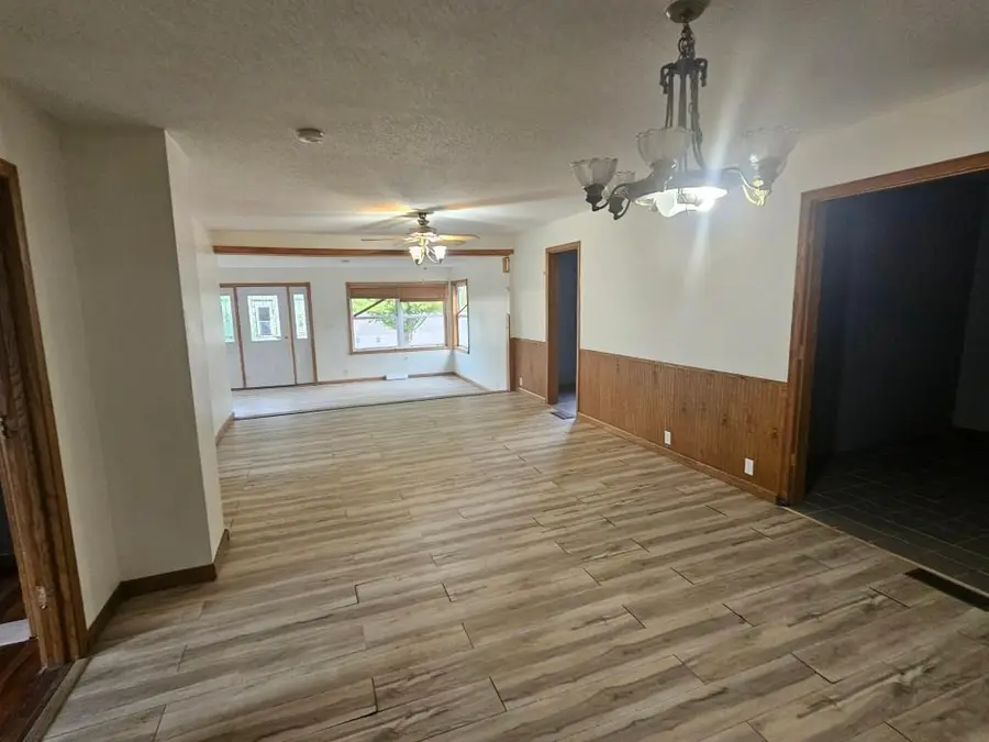 203 Euclid Avenue, Milroy, MN 56263 - #3
