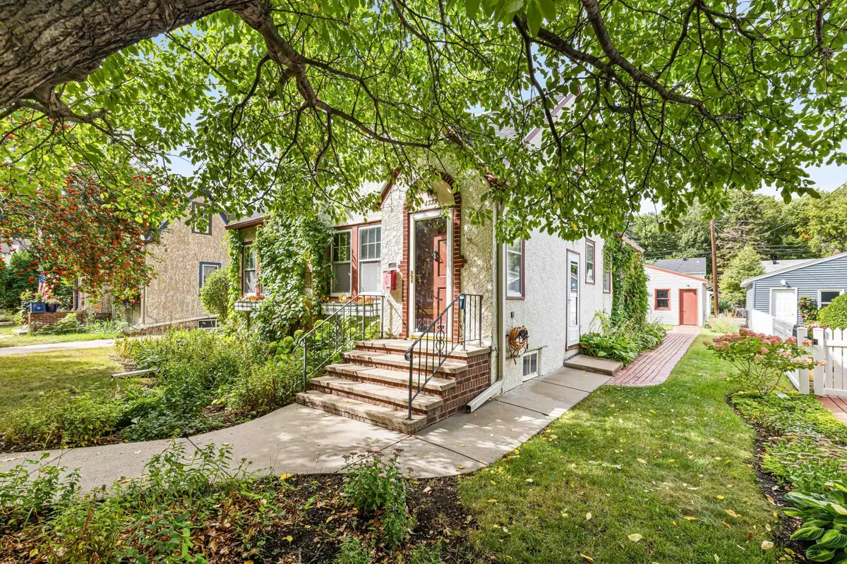1322 3rd Street N, Fargo, ND 58102 - #1