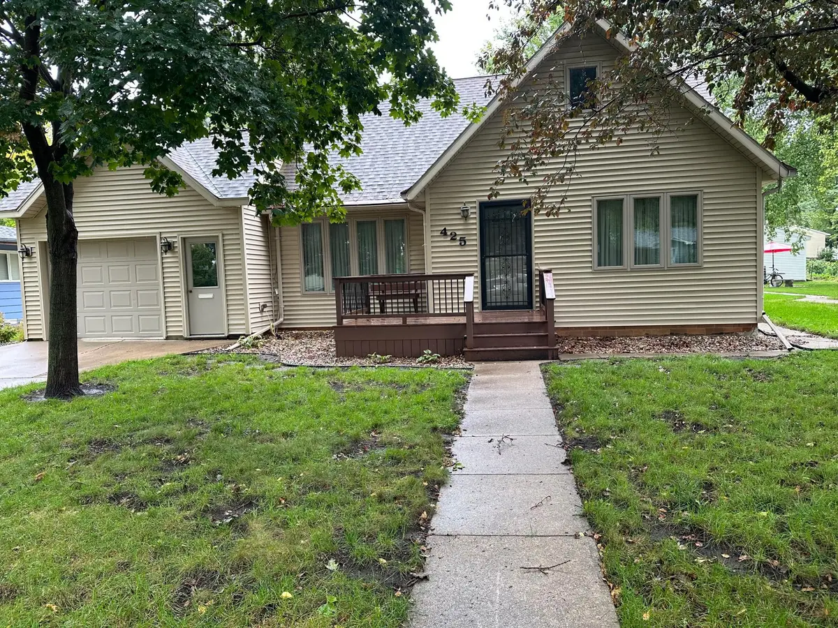 425 Hollett Street, Tracy, MN 56175 - #1