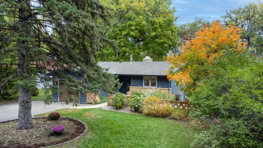 3346 Kyle Avenue N, Golden Valley, MN 55422 - #2