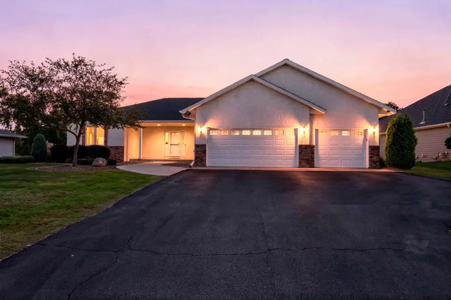 1588 Blackhawk Lake Drive, Eagan, MN 55122 - #2