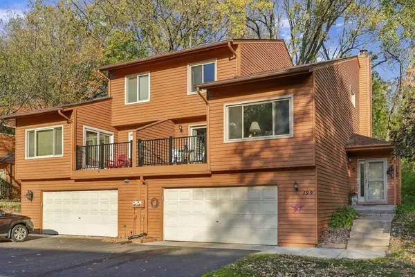 199 Nature Way, Little Canada, MN 55117