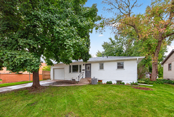 1438 2nd Avenue Sw, Rochester, MN 55902