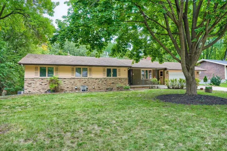 6525 Sherwood Avenue, Edina, MN 55435 - #2