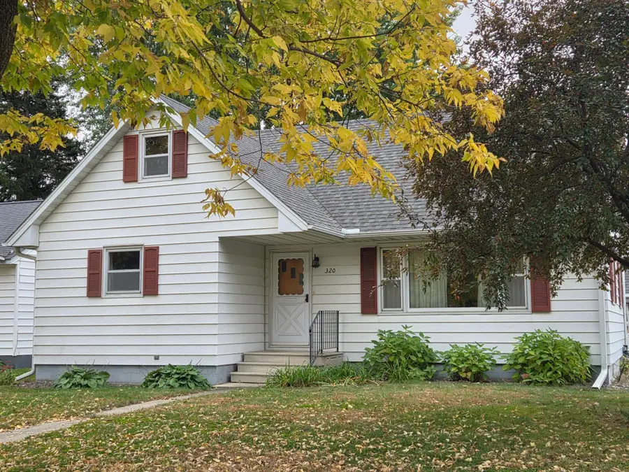 320 2nd Street Nw, New Richland, MN 56072 - #2
