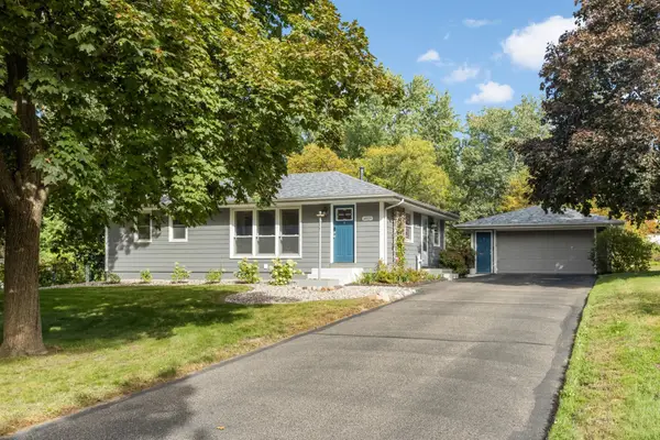 14929 Deerwood Drive, Burnsville, MN 55306
