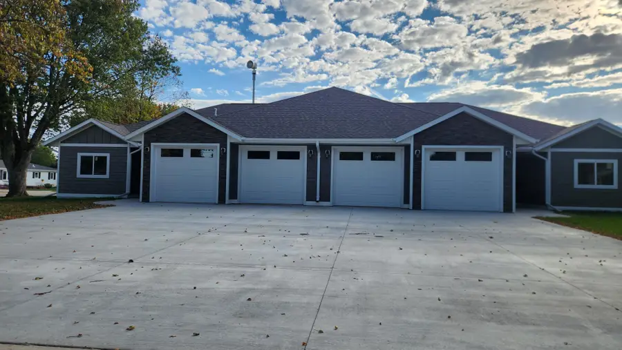 901 7th Ave Sw, Pipestone, MN 56164 - #3