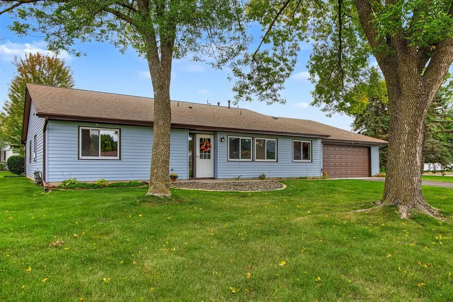 3774 Goodwin Avenue N, Oakdale, MN 55128 - #2