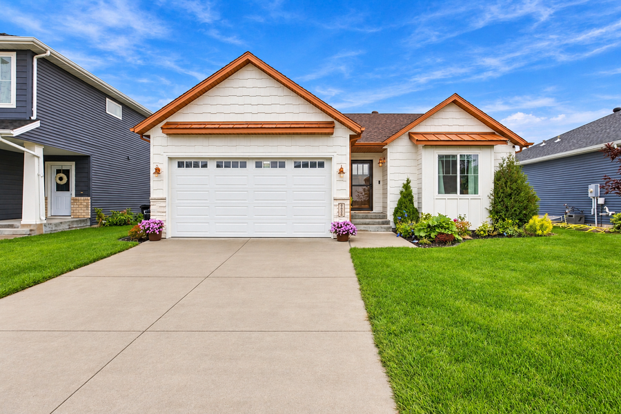 5545 8th Street W, West Fargo, ND 58078 - #3