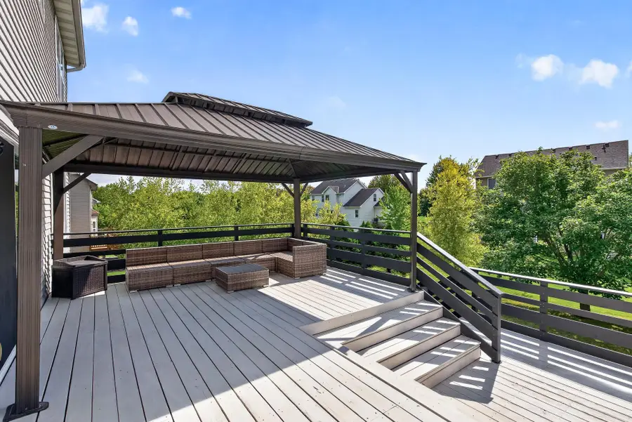 9465 Glacier Road, Minnetrista, MN 55375 - #2