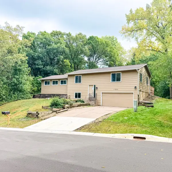 17800 Jamaica Circle, Lakeville, MN 55044