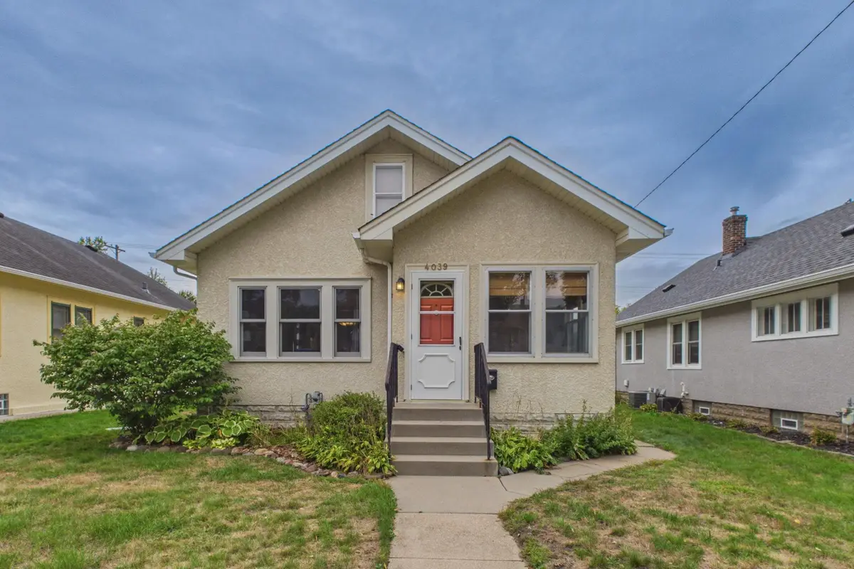 4039 Russell Avenue N, Minneapolis, MN 55412 - #1