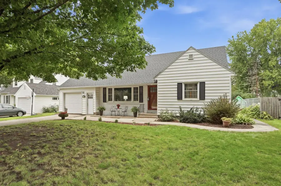 717 Memorial Parkway Sw, Rochester, MN 55902 - #3