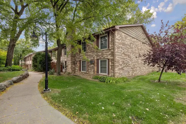 4636 Cedar Lake Road S #2, Saint Louis Park, MN 55416