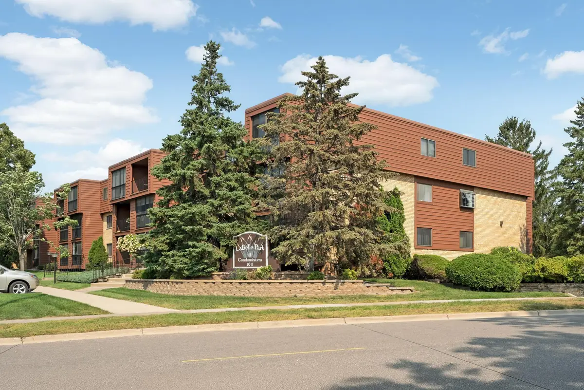 1011 41st Avenue Ne #319, Columbia Heights, MN 55421 - #1