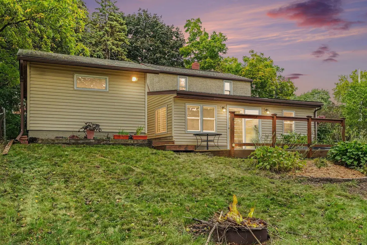 549 18th Avenue N, South Saint Paul, MN 55075 - #1
