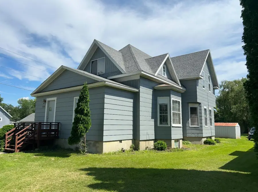 230 11th Street N, Breckenridge, MN 56520 - #2