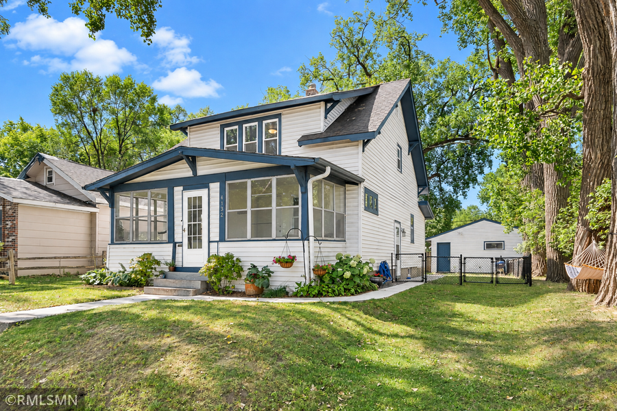 4132 Monroe Street Ne, Columbia Heights, MN 55421 - #2