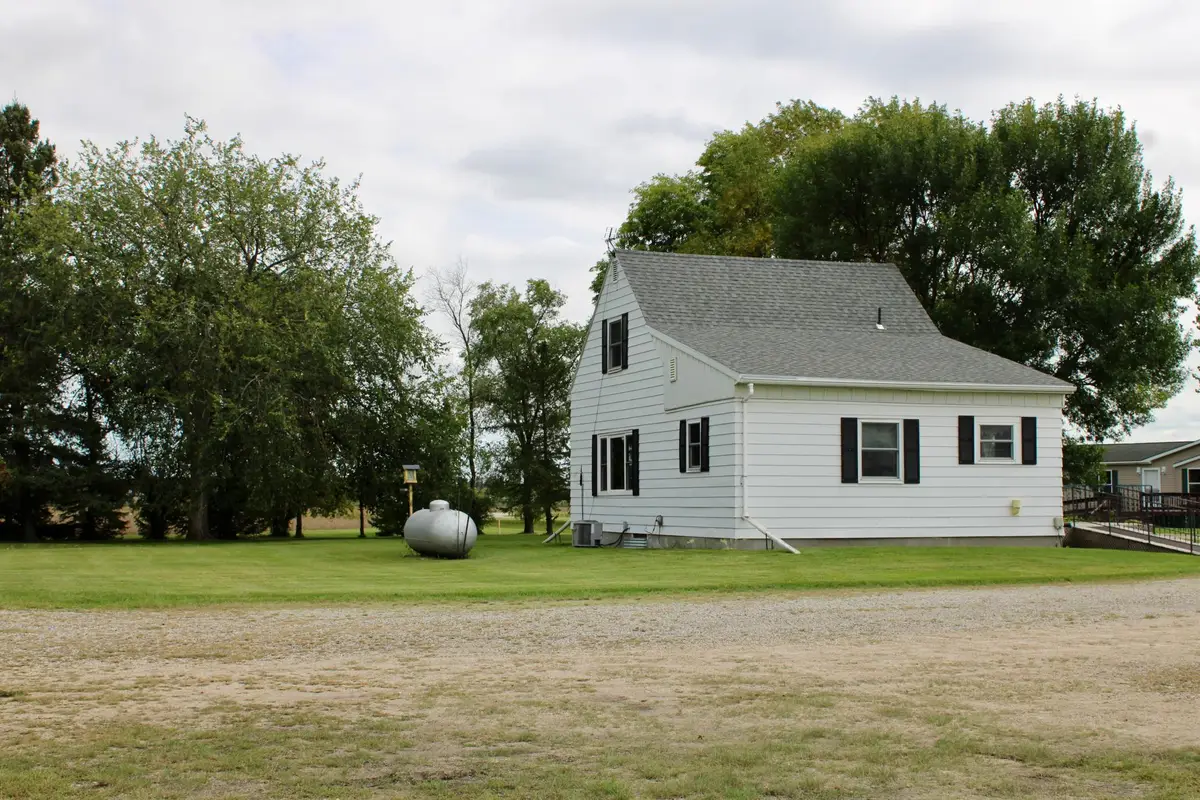 18121 120th Avenue Ne, Thief River Falls, MN 56701 - #1