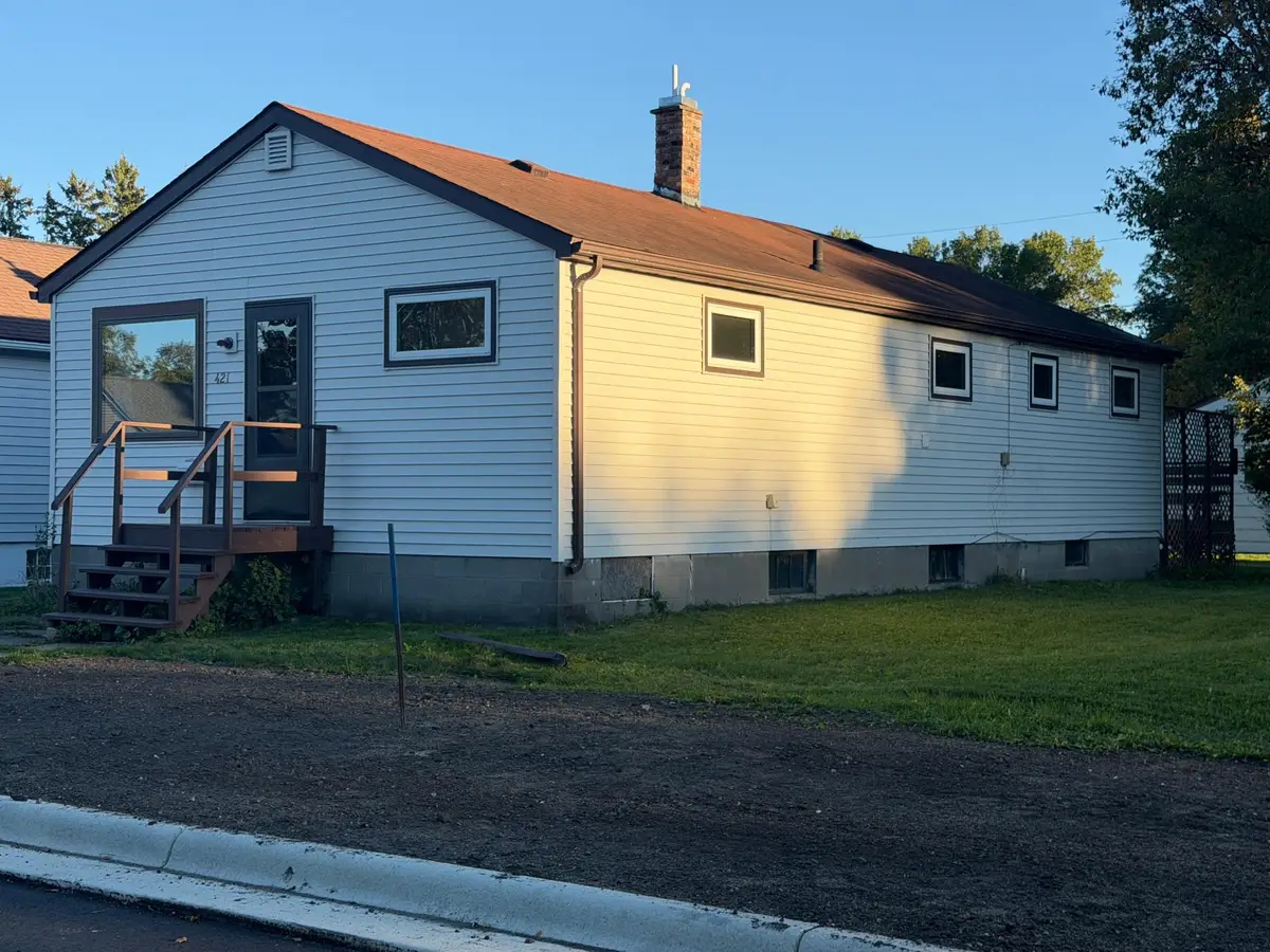421 9th Street, International Falls, MN 56649 - #1