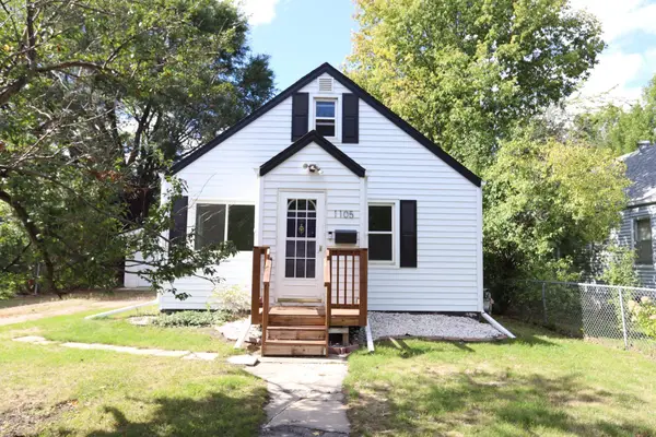 1105 15th Street S, Fargo, ND 58103